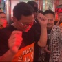 Pramono Asyik Joget Diiringi Tabuhan Drum Warga Usai Blusukan di Pasar Tanah Abang