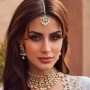 7 Fakta Larissa Bonesi, Artis India yang Dirumorkan Bakal Jadi Calon Menantu Shah Rukh Khan