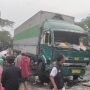 Lari dari Kejaran, Truk Kontainer Seruduk Kendaraan Hingga Warga di Jalan Raya Tangerang