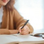 5 Contoh Motivation Letter Beasiswa Bahasa Indonesia dan Bahasa Inggris