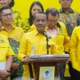 Resmi Terima SK Kepengurusan Golkar, Bahlil Pastikan Tak Ada Nama Jokowi dan Gibran