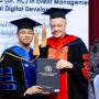 Lapor Pak Parodi Gelar Doktor Honoris Raffi Ahmad, Reaksi Asisten Jadi Nyinyiran Netizen: Bosnya Aja Enjoy..