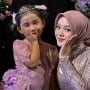 Jarak Tak Jadi Halangan, Putri Delina Bikin Kejutan Spesial untuk Ultah Adik Tirinya