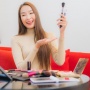 9 Lowongan Kerja Host Live Streaming Terbaru, Berapa Gajinya?