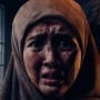 Review Film Wanita Ahli Neraka, Kisah Nahas Santriwati Pencari Surga