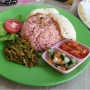 Super Lengkap, Menjajal Menu di Angkasa Kopi Tiam Kota Jambi