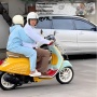 Raffi Ahmad dan Nagita ke TPS Naik Vespa Matic, Harga Bekasnya Setara Mobil LCGC