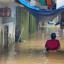Kali Ciliwung Meluap, Ratusan Rumah di Kebon Pala Terendam Banjir Setinggi 2,5 Meter