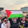 Kibarkan Bendera Palestina di Everblast, Penonton Ini Girang di-Notice Killing Me Inside