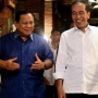 Makna Sebenarnya di Balik Baju Hitam Putih Jokowi, Tetap Dipakai meski Sudah Tak Jadi Presiden