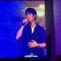 Dapat Kejutan dari Penggemar di Fan Meeting Jakarta, Jung Hae In Terharu