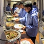 Pemain Laos Kalap Makan Prasmanan Jelang Lawan Timnas Indonesia, Netizen Ikut Senang