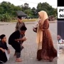 Santri Terima Roti dari Istri Gus Miftah Sambil Berjongkok, Publik Geram: Ini Reka Adegan VOC dan Pribumi Ya?
