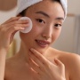 4 Exfoliating Pads dengan Formula Alami, Cocok untuk Kulit Sensitif