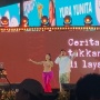 Ramaikan Acara Malam Tahun Baru di Bundaran HI, Aksi Yura Yunita dan Suami Bikin Baper