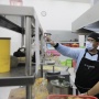Warga Semarang Senang Terlibat di Dapur Makan Bergizi Gratis: Ini Membuka Lapangan Pekerjaan