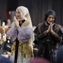 Terinspirasi Sosok Ibu, Kursien Karzai Hadirkan Wastra Tanah Batak dalam Koleksi Terbarunya
