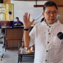 Heboh Foto Bareng Erick Thohir, Bung Towel Bongkar Isi Obrolan di Stadion Manahan