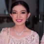 Pakai Kebaya dengan Penampilan Glamor, Kalung Berlian Selvi Ananda Tuai Perdebatan