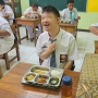Siswa SLB 2 Kali Lepehkan Lauk Makan Bergizi Gratis, Kenapa?