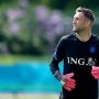 Profil Maarten Stekelenburg, Eks Kiper Timnas Belanda yang Diisukan Bantu Patrick Kluivert