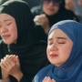 Banjir Air Mata! 8 Momen Michelle Ziudith, Tissa Biani dan Ummi Quary Saat Ikut Kajian