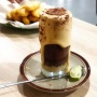 Menikmati Teh Telur, Minuman Tradisional Minang Kabau yang Mendunia