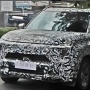 SUV Kekar Plat B Berstiker Kamuflase Berkeliaran di Jalanan, Mobil Baru dari Mitsubishi?
