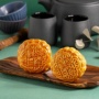 Moon Cake Imlek Halal atau Tidak? Ini Tips Sebelum Membelinya