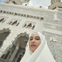 Foto Umrah Dian Sastrowardoyo di Gerbang 79 Banjir Pujian: Bidadari Surga