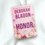 Ulasan Novel Honor, Ketika Asisten dan Bos Terjebak dalam Romansa