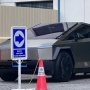 Tesla Cybertruck Terciduk Parkir di Kawasan Jakarta, Siapa Pemiliknya?