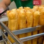 Apakah Cakue Peneleh Halal? Gibran Rakabuming dan Selvi Ananda Kedapatan Antre Beli