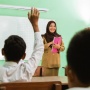 Pemerataan Akses Pendidikan: Kontribusi Guru dalam Mengatasi Kesenjangan