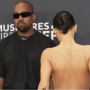 5 Fakta Kontroversi Busana Bianca Censori Istri Kanye West di Grammy Awards 2025