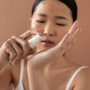 Glowing Maksimal! 5 Essence dengan Galactomyces Bikin Kulit Lebih Bersinar