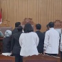 Foto Kusnadi Serahkan Barang ke Hasto di Gedung KPK, Jadi Bukti Sidang Praperadilan