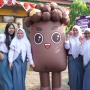 Tren Es Krim di Era Gen Z: Inovasi, Media Sosial, dan Maskot Lucu