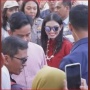 Bukan Gibran, Penampilan Selvi Ananda Jadi Pusat Perhatian Saat Kunjungan ke Singkawang