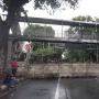 BEM Seluruh Indonesia Gelar Demo Hari Ini, Jalan Medan Merdeka Barat Mengarah Istana Ditutup Beton
