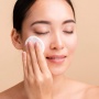 4 Exfoliating Pad dengan BHA yang Bantu Lawan Komedo, Wajib Coba!