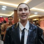 Agnez Mo Sekarang Pakai Dasi Terus, Vidi Aldiano Sampai Penasaran