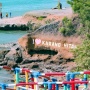 Pantai Karang Hitam, Persona Pantai dengan Tebing Bebatuan di Pasuruan