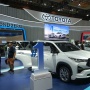 Produk Hybrid Topang Penjualan Toyota Sepanjang Gelaran IIMS 2025