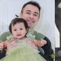 6 Artis dan Anak Angkatnya Punya Wajah Mirip, Zaskia Sungkar dan Baby Humaira Plek Ketiplek