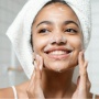 4 Face Wash dengan Centella Asiatica, Andalan Kulit Iritasi dan Kemerahan!
