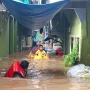 Jakarta Siaga! Banjir Kiriman Bogor Hantam Kebon Pala, Air Naik 1,3 Meter
