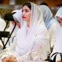 Kecantikan Selvi Ananda Saat Beli Takjil Bikin Salfok, Outfitnya Bisa Jadi Inspirasi Lebaran