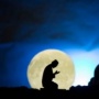 9 Keistimewaan Malam Lailatul Qadar yang Lebih Baik dari 1000 Bulan, Malaikat Turun ke Bumi