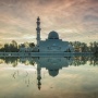 Lengkap! 45 Ucapan Idul Fitri 2025 Penuh Berkah: Dari Taqabbalallahu Hingga Minal Aidin